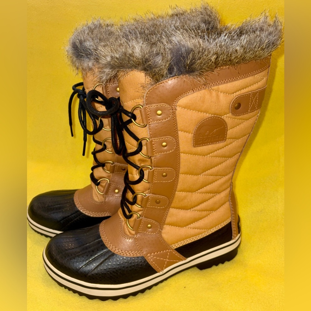 SOREL TOFINO II Snow Boots - Fawn - Women’s Sz 9 EU 40 - SHOWS NO WEAR